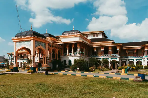 Gambar Istana Maimun